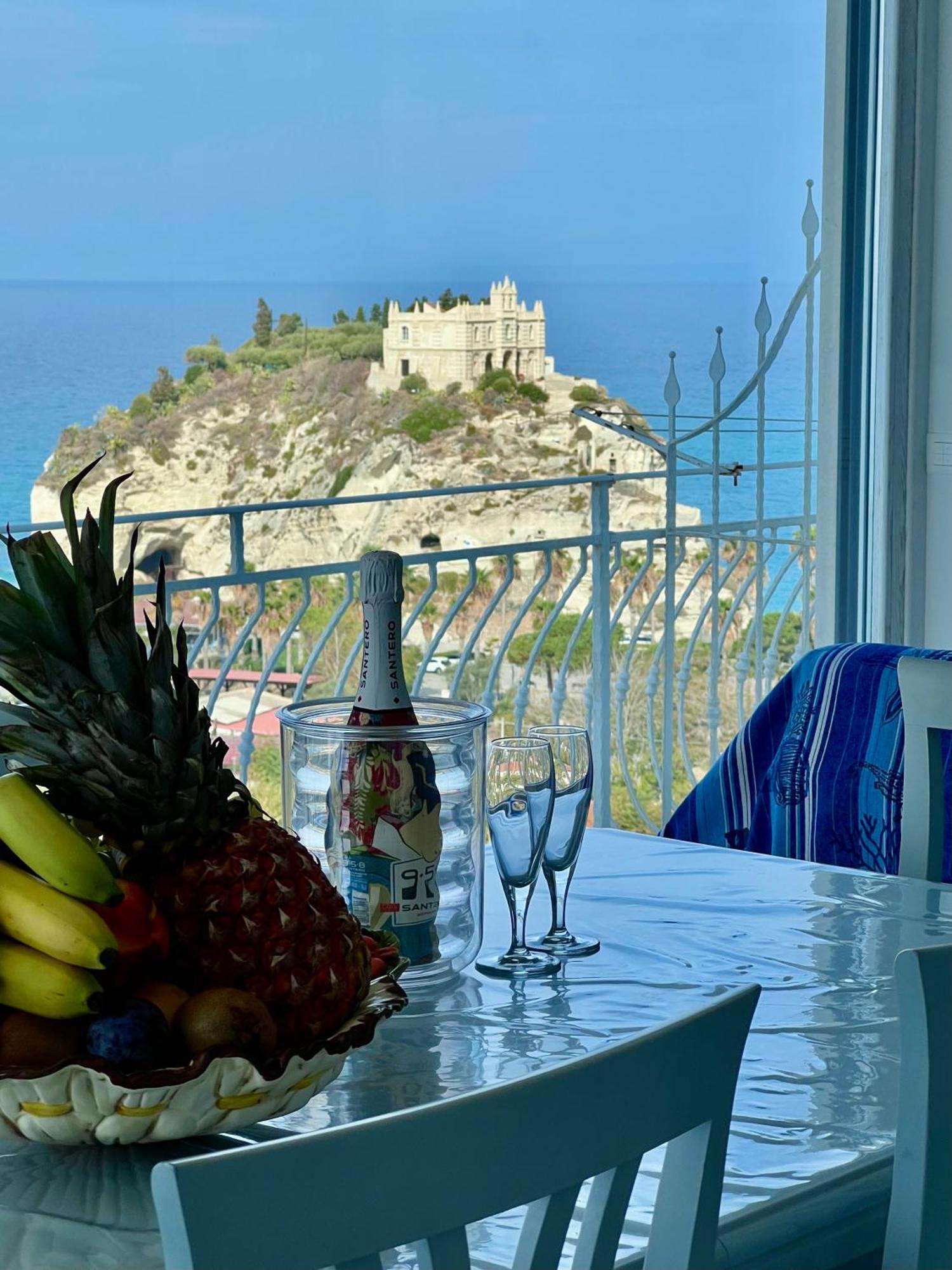 Bella Tropea Suite Экстерьер фото